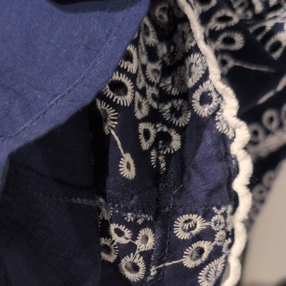 ON 34th Scallop Edge Shift Dress Size XS - Picture 6 of 6